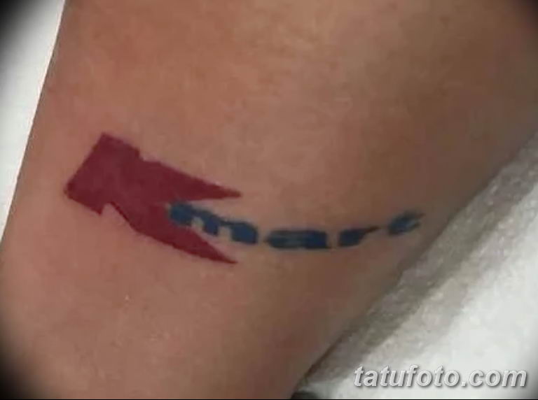 Tetovaža koja nije izazvala samo smijeh već i osudu - Kmart logo u tetovaži - fotografija 1