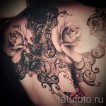 csipke tetoválás a hátán - fotó példa a kész tetoválásra 16