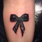 csipke íj tetoválás - fotó példa a kész tetoválásra 4