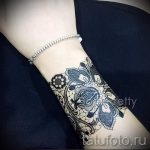 csipke karkötő tetoválás - fotó példa a kész tetoválásra 2