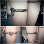 dentelle tatouage sur sa jambe - Fotó példa a tatouage fini 2 -re