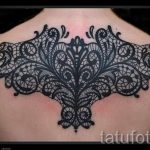dentelle tatouage sur son dos - például a Photo du tatouage fini 2