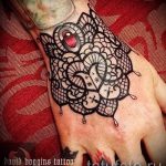 csipke tetoválás a csuklón - fotó példa a kész tetoválásra 1