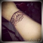csipke tetoválás a csuklón - fotó példa a kész tetoválásra 8