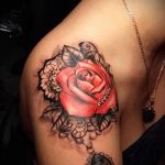 csipketetoválás a vállán - fotó példa a kész tetoválásra 1