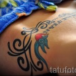 татуировка на лястовица по корема - пример за снимка 6