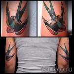 татуировка на лястовици старо училище - пример за снимка 9