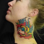 татуировка на лястовица на врата - снимка пример 7