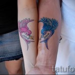 татуировка на лястовица на китката - пример за снимка 14