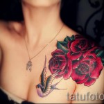 татуировка на лястовица на рамо - снимка пример 6