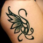 Fekete-hattyú-tatouage-un-exemple-du-tatouage-fini-1001