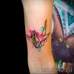 tatu-lebed-origami-foto-primer-gotovoj-tatuirovki-6123-tatufoto-ru