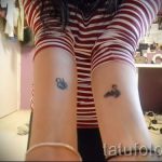 érdekes tetoválás hattyúval egy lány kezén - fotó