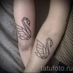 tetoválás-két-hattyú-fotó-egy-példa-a-kész-tetoválás-1021-tatufoto-ru
