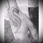 tetoválás-fehér-hattyú-fotó-egy-példa-a-kész-tetoválás-1022-tatufoto-ru