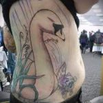 tatu-belyj-lebed-foto-primer-gotovoj-tatuirovki-11035-tatufoto-ru