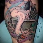 tatu-lebed-foto-primer-gotovoj-tatuirovki-11058-tatufoto-ru