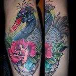 tatu-lebed-foto-primer-gotovoj-tatuirovki-26073-tatufoto-ru