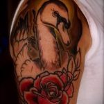 tatu-lebed-foto-primer-gotovoj-tatuirovki-42089-tatufoto-ru