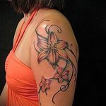 tatovering lilje blomst - Fotoeksempel på tatoveringen 13072016 1