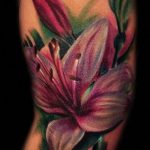 tatovering lilje akvarel - fotoeksempel på en tatovering fra 13072016 2