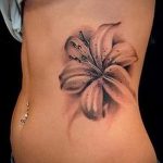 royal lily tattoo - fotoeksempel på en tatovering fra 13072016 3