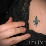 heraldisk liljetatovering - Fotoeksempel på tatoveringen 13072016 2