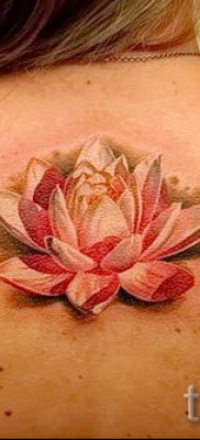 A lótusz tetoválás jelentése - 4. fotó példa