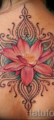 A lótusz tetoválás jelentése - fotó példa 2