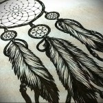 Dreamcatcher tetoválási vázlat - kifejezett fekete színek és körvonalak