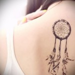 álomfogó tetoválás a hátán - fotó példa 11122014 17. sz