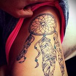 álomfogó tetoválás lányoknak - fotó példa a 11122014 4. számból