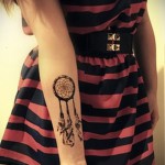 álomfogó tetoválás a csuklón - fotó példa 11122014 10. sz