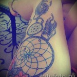 álomfogó tetoválás a lábán - fotó példa 11122014 3. számból