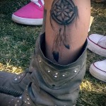 álomfogó tetoválás a lábán - fotó példa 11122014 11. sz