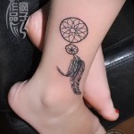 álomfogó tetoválás a lábán - fotó példa 11122014 20. sz