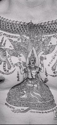 példa egy tetoválásra varázslattal - fotó