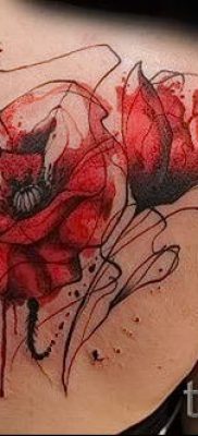 وشم الخشخاش على الظهر - صورة لمقال حول معنى الوشم 7