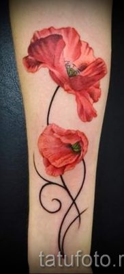 وشم الخشخاش على المعصم - صورة لمقال حول معنى الوشم 1