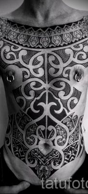fényképes példa egy maori tetoválásról - a rajzok jelentését bemutató cikkhez 17