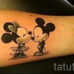 Mickey Mouse -Tattoo auf der Hand - fertigen Tätowierung auf 16052016 1