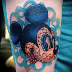 tetouage Mickey Mouse sur son poignet - tatouage fini sur 16052016 1
