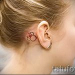 Mickey egér tetoválás a fül mögött - kész tetoválás 16052016 -ból 1