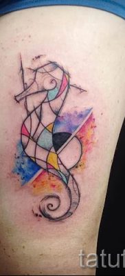 Tengeri ló tetoválás - fotó példa a kész tetoválásra a 43 jelentéséről szóló cikkhez