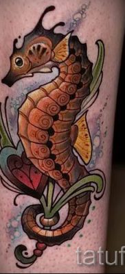 Tengeri ló tetoválás - fotó példa a kész tetoválásra a 12 jelentéséről szóló cikkhez