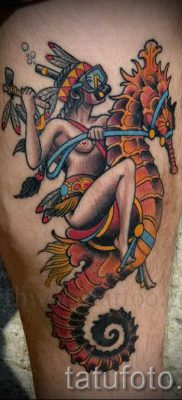 Tengeri ló tetoválás - fotó példa a kész tetoválásra az 5 jelentéséről szóló cikkhez