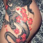 татуировка на змия на бедрото - примери за готови татуировки на снимки 01022016 3