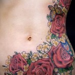 татуировка на бедрата и корема 4