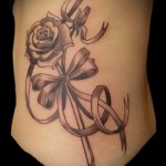 татуировка на роза на бедро - примери за готови татуировки на снимки 01022016 026