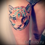 татуировка тигър на бедрото 1